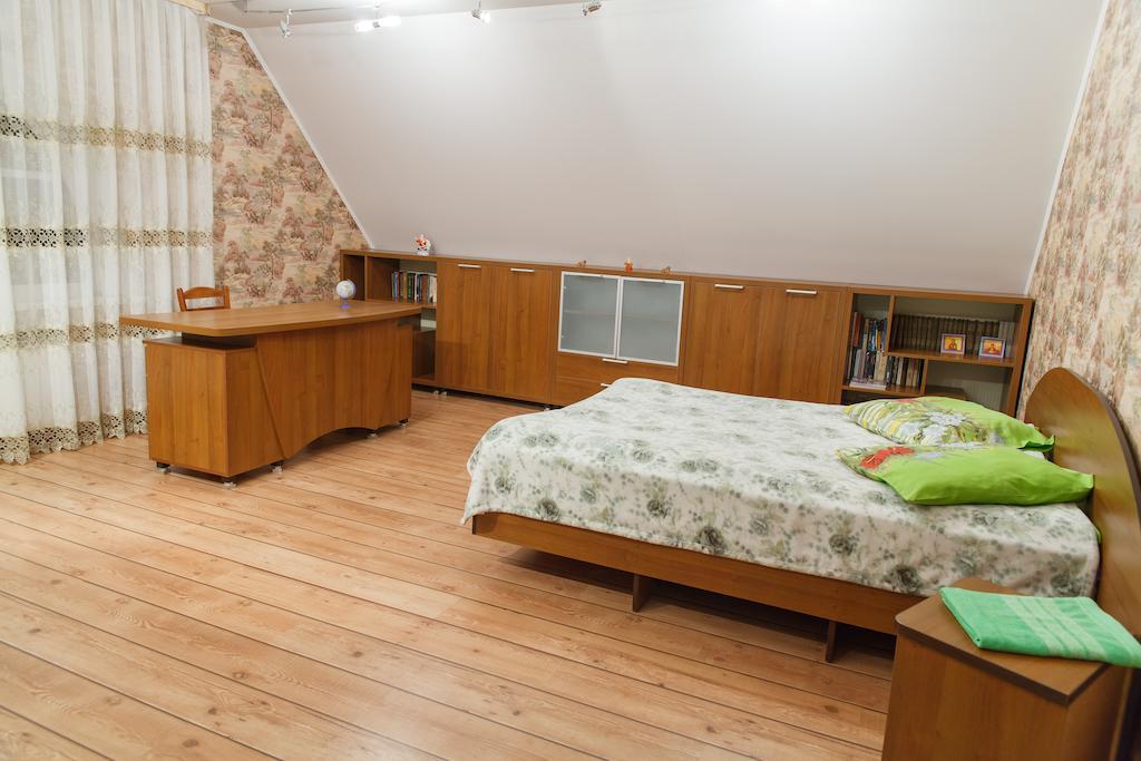 Karalinski Falvarok Tyzengauza Hotel Korolino  Room photo
